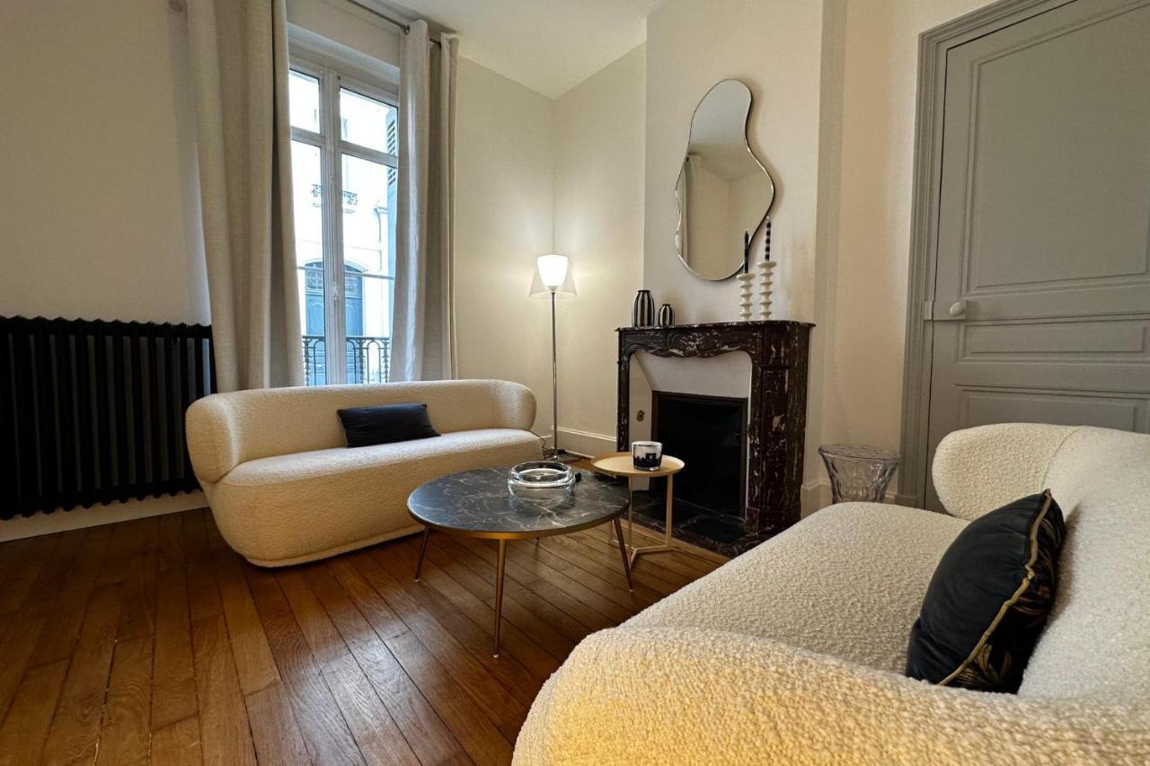 Villa In The Beautiful Districts Of Tours A "Particular" With Great Comfort Exterior foto